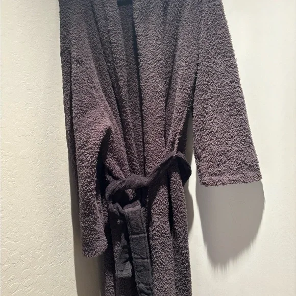 Barefoot Dreams CozyChic robe super warm size 2 fits more like a medium